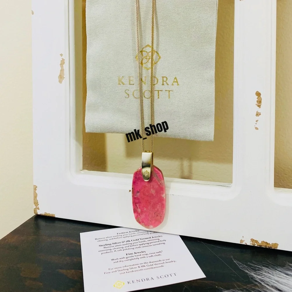 Kendra Scott Inez Gold Tone Necklace - Picture 1 of 8